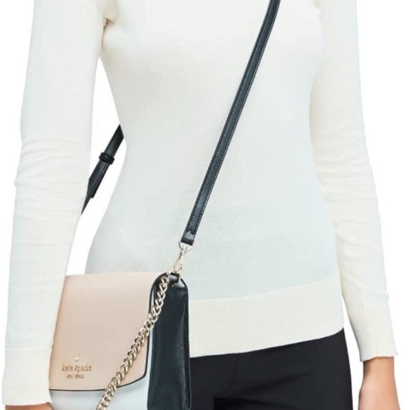 Kate Spade Crossbody 🌸 - Picture 3 of 5